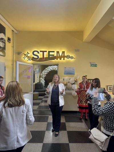 STEM 8