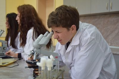 НПГВМ - Национална професионална гимназия по ветеринарна медицина Проф. д-р Д. Димов - Ловеч
