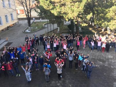 Ден на розовата Фланелка - Национална професионална гимназия по ветеринарна медицина Проф. д-р Д. Димов - Ловеч